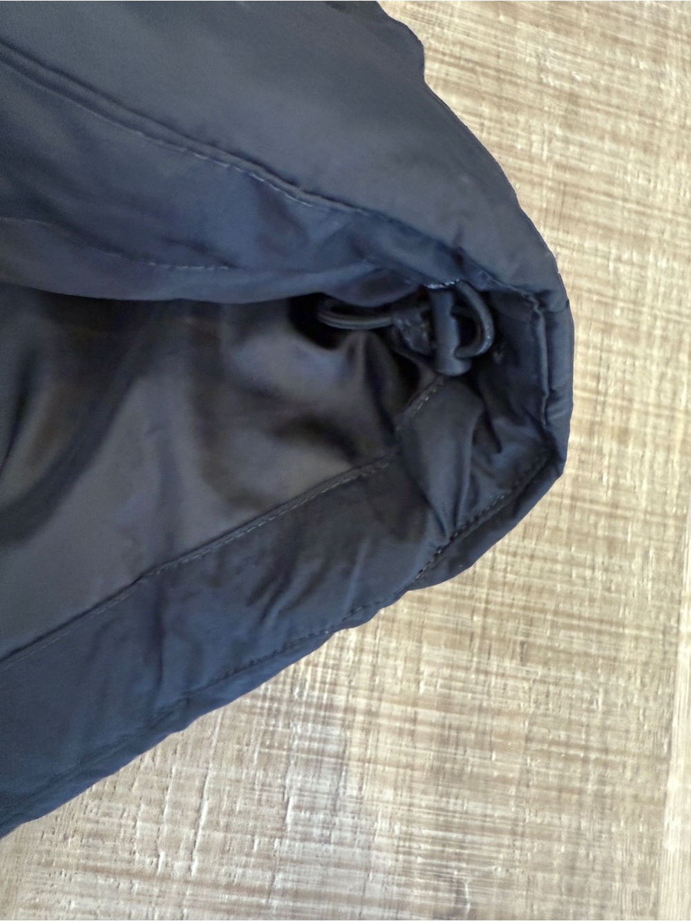 Uniqlo Pufftech Black Puffer Vest Women's Medium Cropped Quilted Zip - Picture 7 of 9